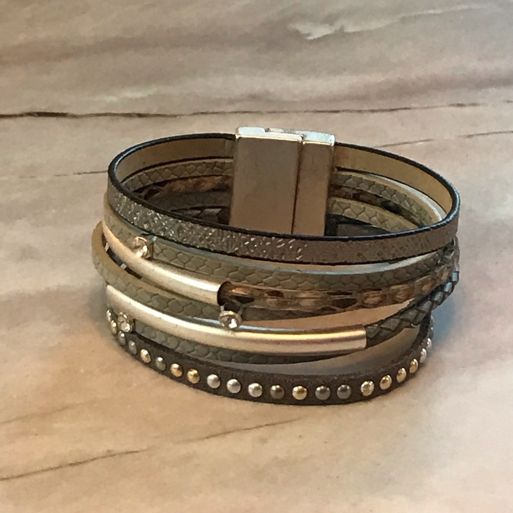 Bracelet, gray and brown straps with metal accents